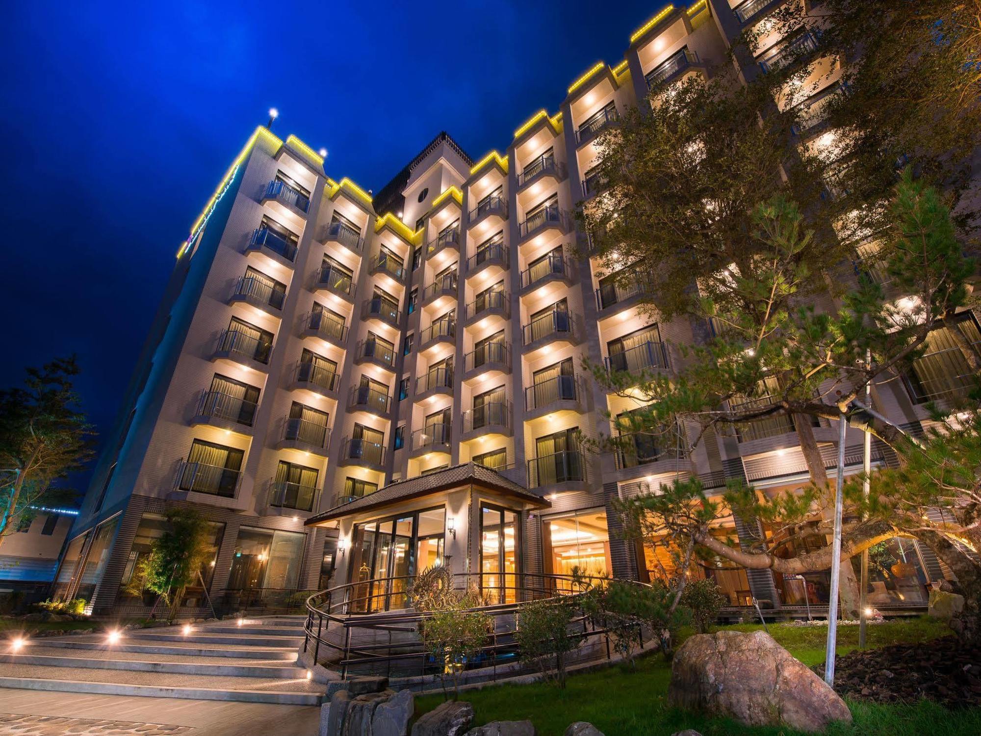 Shandori Hotel Джиаоси Екстериор снимка