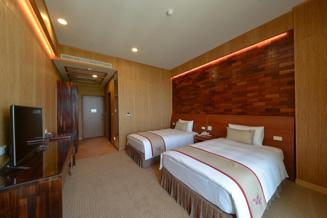 Shandori Hotel Джиаоси Екстериор снимка